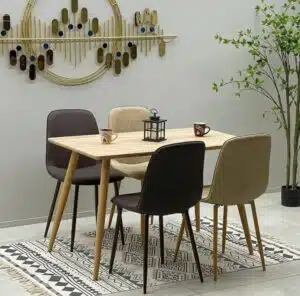 طاولات وكراسي للبيع في الرياض